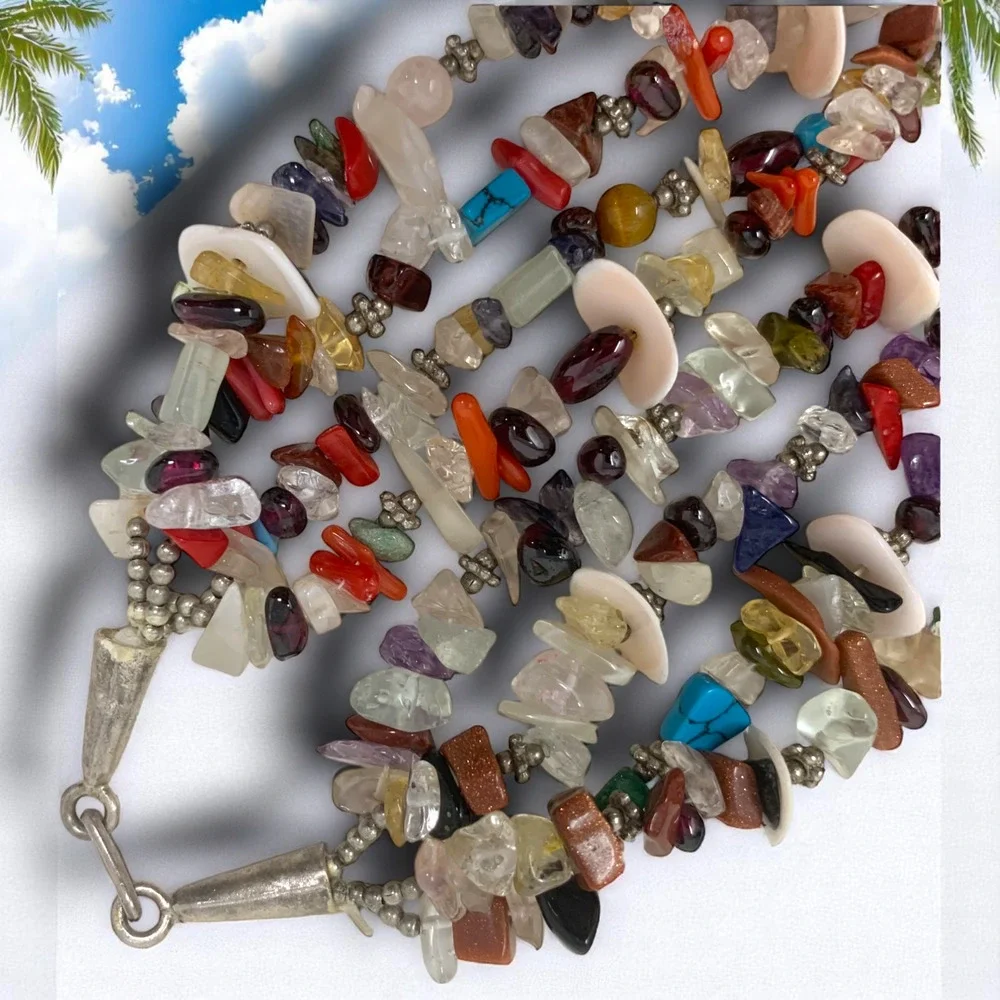 Vintage 1980's Natural Stone Chip Multistrand Beaded Statement Necklace Tropical